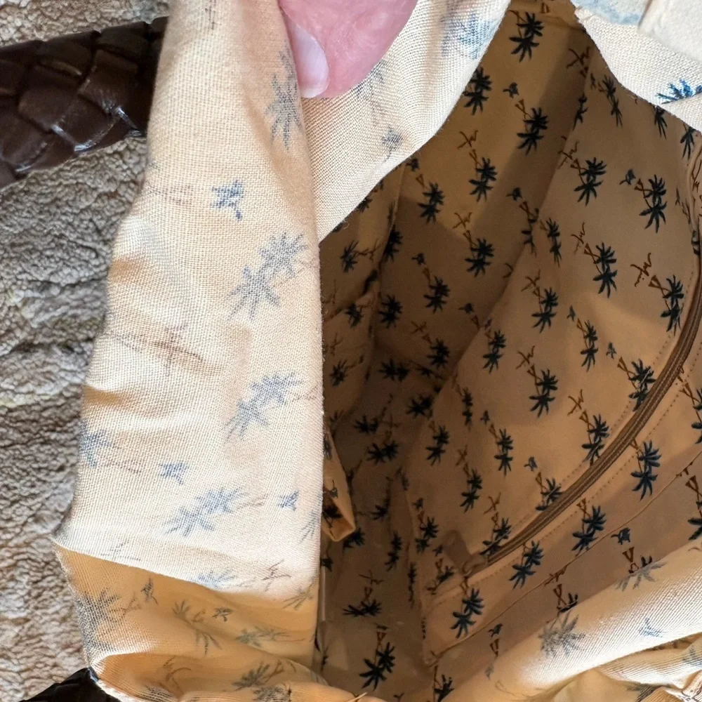 Palm Tree Embroidered Straw Tote Bag - Picture 4 of 4